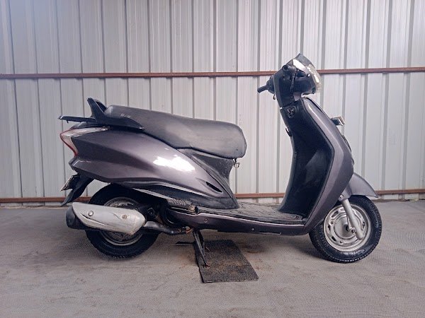 Duet scooty on online road price