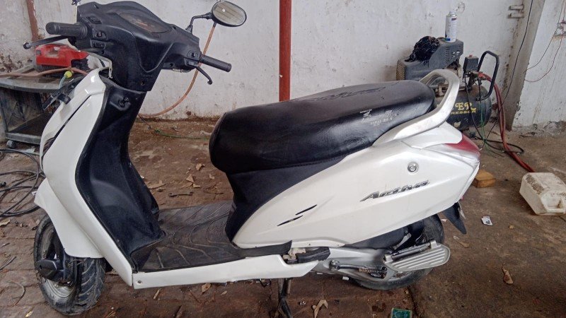 2011 activa deals second hand price