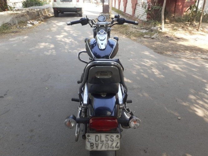 Used bajaj avenger 220 cruise 2014 Bikes in Noida Ghaziabad Delhi