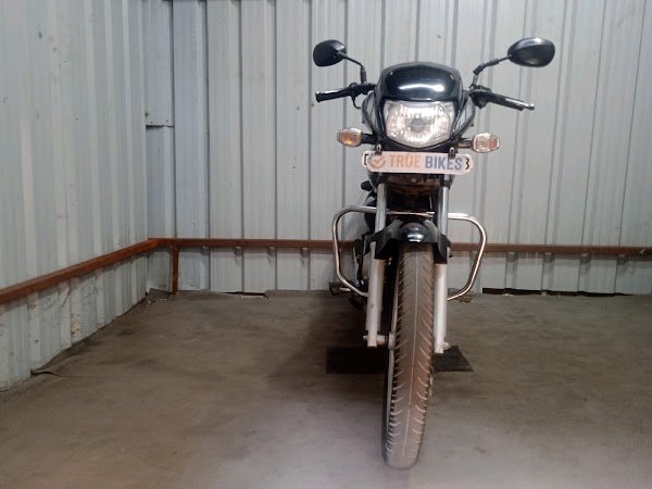 Used hero hf deluxe kick start 2020 Bikes in Noida Ghaziabad Delhi