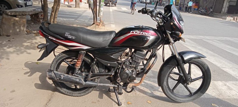 Used bajaj platina 125 electric start 2011 Bikes in Noida